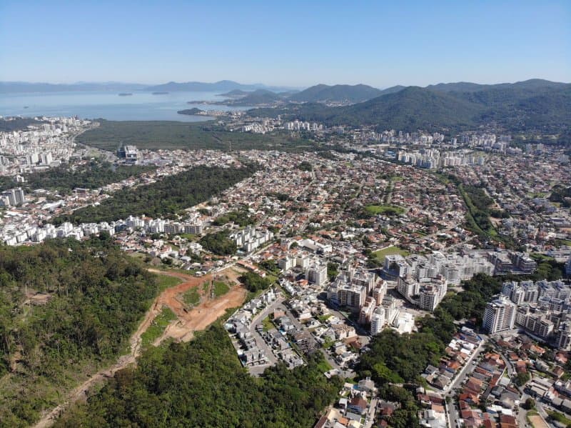 Terreno - Florianópolis, SC no bairro Córrego Grande - 1
