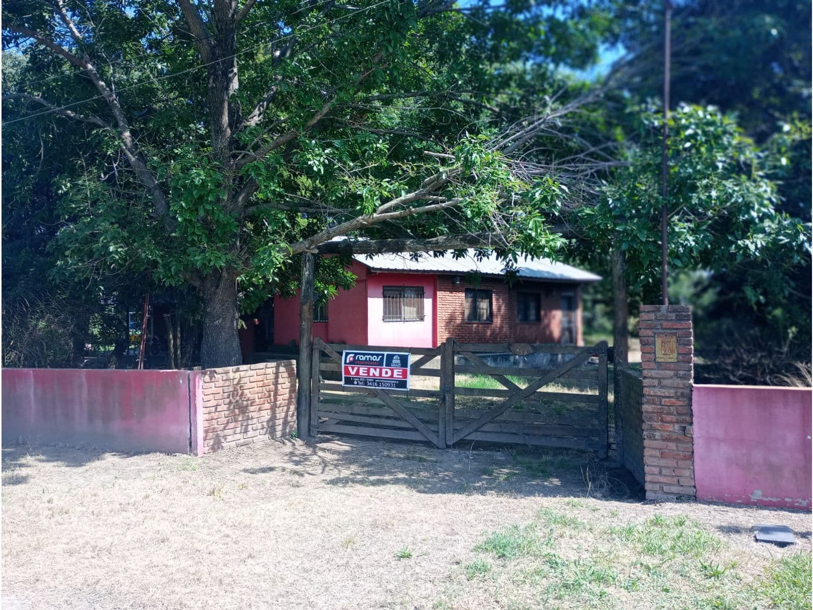 CASA Y TERRENOS EN PUERTO GABOTO - 1