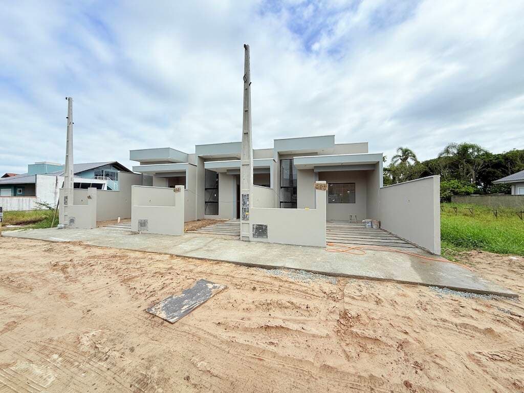 Sobrado com 2 dormitórios, 88,40 m, à venda Balneário Barra do Sul - Salina - 1